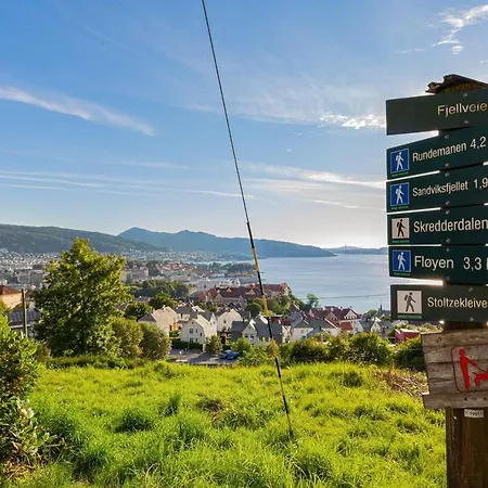 Apartment Top-floor W/great View Bergen